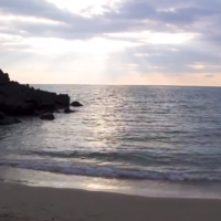 "Hawaii Sunset Video:  Enjoying a sunset a Beach 69"